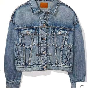 American Eagle Tomgirl Cropped Denim Jacket